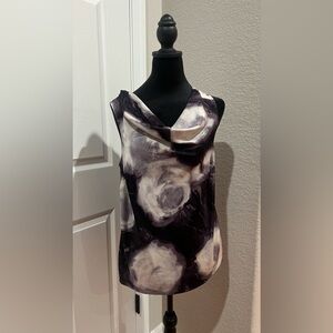 ST JOHN BLACK LABEL Silk Sleeveless Top SIZE 8 Purple Floral Blouse Shirt